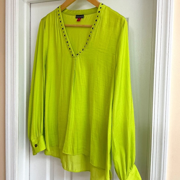 Vince Camuto Lime Studded Top, Size Medium - Picture 1 of 4